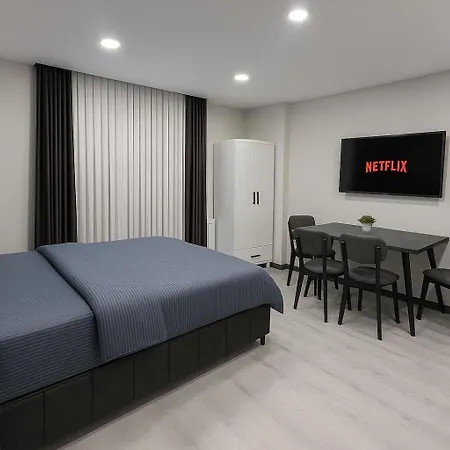 Hotel D-east Signature