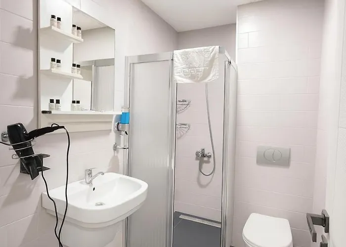 Ξενοδοχείο D-east Signature 3*